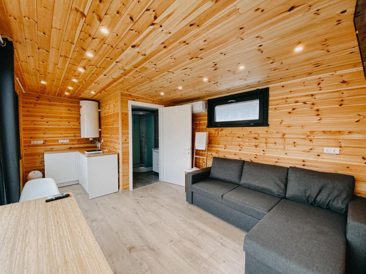 Pixel - Tiny Campus Villa Tîrgu Secuiesc Екстериор снимка