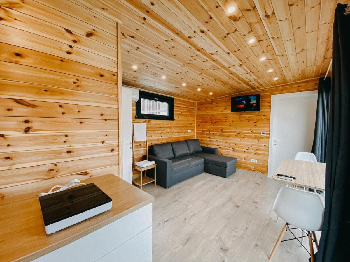 Pixel - Tiny Campus Villa Tîrgu Secuiesc Екстериор снимка