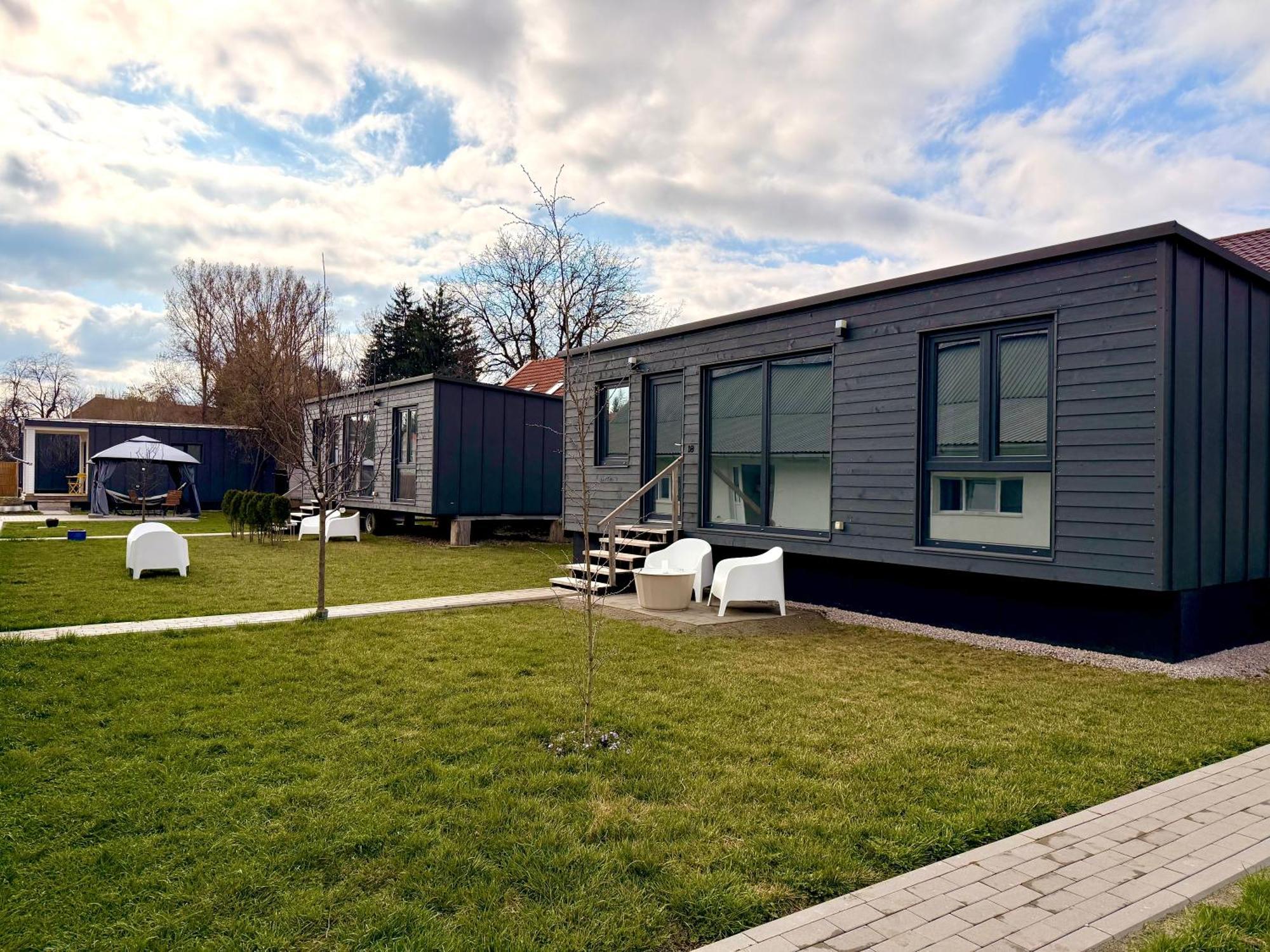 Pixel - Tiny Campus Villa Tîrgu Secuiesc Екстериор снимка