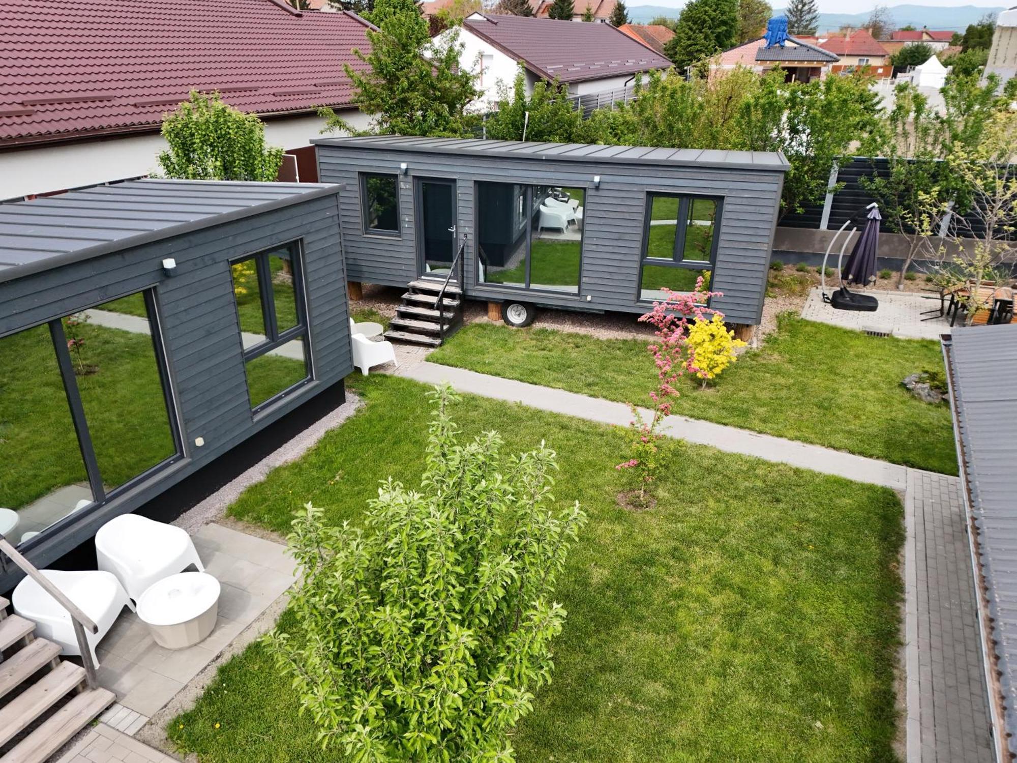 Pixel - Tiny Campus Villa Tîrgu Secuiesc Екстериор снимка